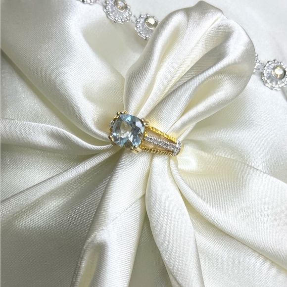 Blue Topaz and diamond ring - Picture 5 of 7